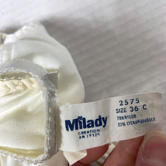 Vintage Bodysuit Shapewear‎ Milady Size 36C Ivory White Lightly Padded - Picture 3 of 14